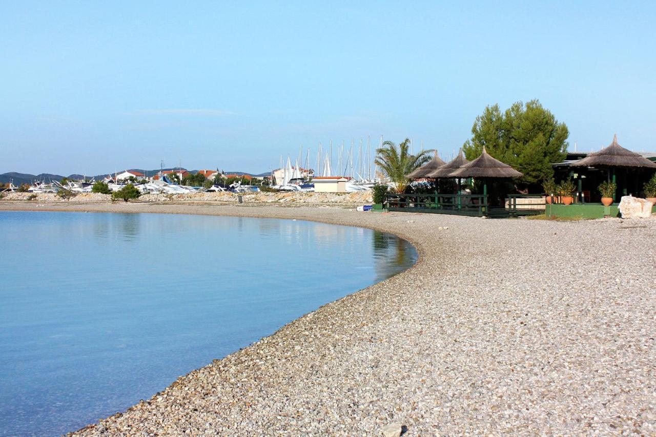 Apartments By The Sea Sukosan, Zadar - 5863 Екстер'єр фото