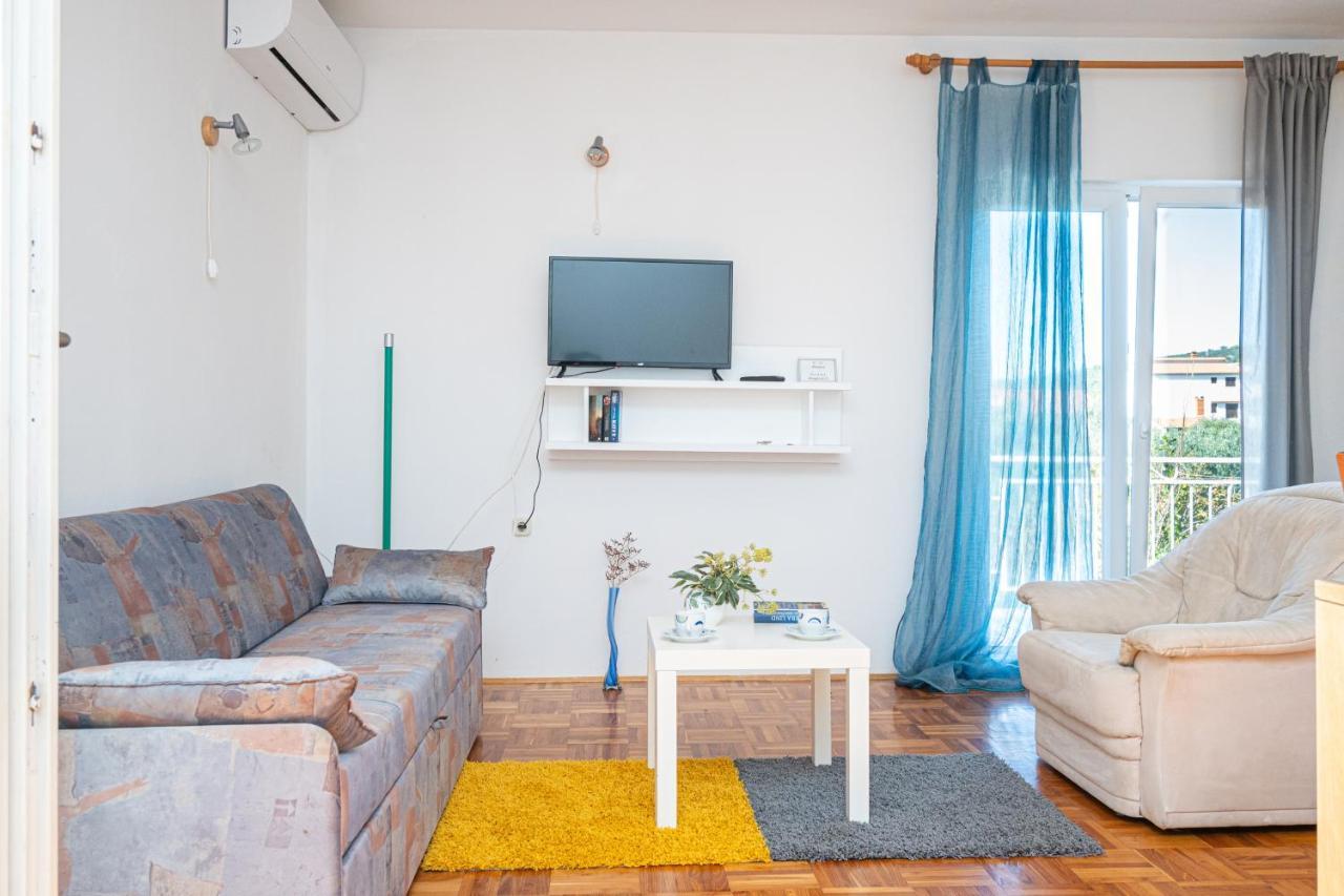 Apartments By The Sea Sukosan, Zadar - 5863 Екстер'єр фото